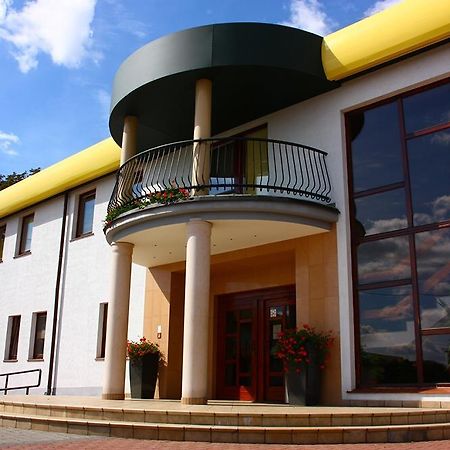 Hotel Malwa Ostrów Wielkopolski Esterno foto