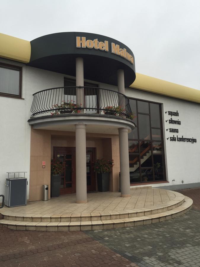 Hotel Malwa Ostrów Wielkopolski Esterno foto